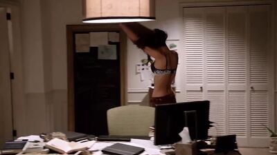 Jordana Brewster - Даллас